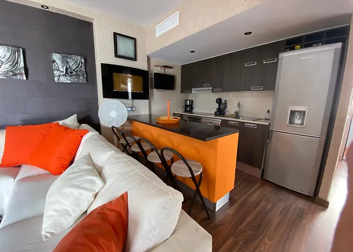 Vue Panoramique Sur La Mediterrannee, Appartement Sur Canal & Proche Plage