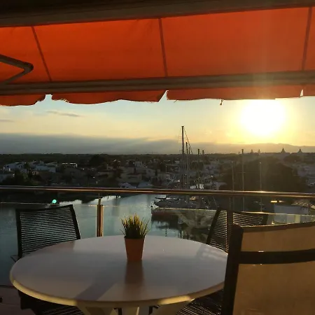 Vue Panoramique sur la Mediterrannée, appartement sur canal&proche plage Roses Esterno foto